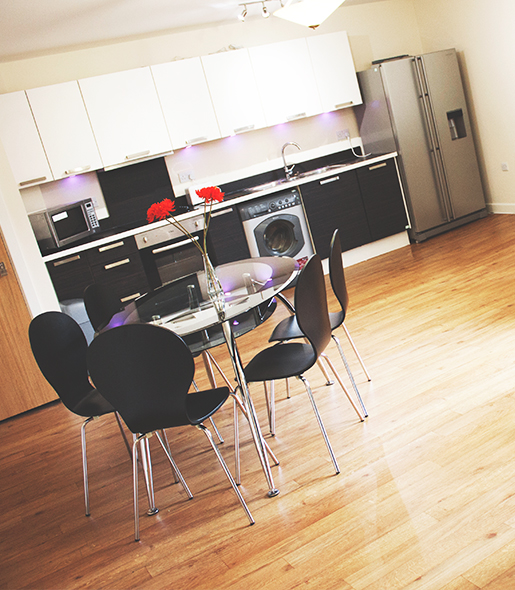 Kitchen and Eating Area for 4 Huddersfield Accommodation